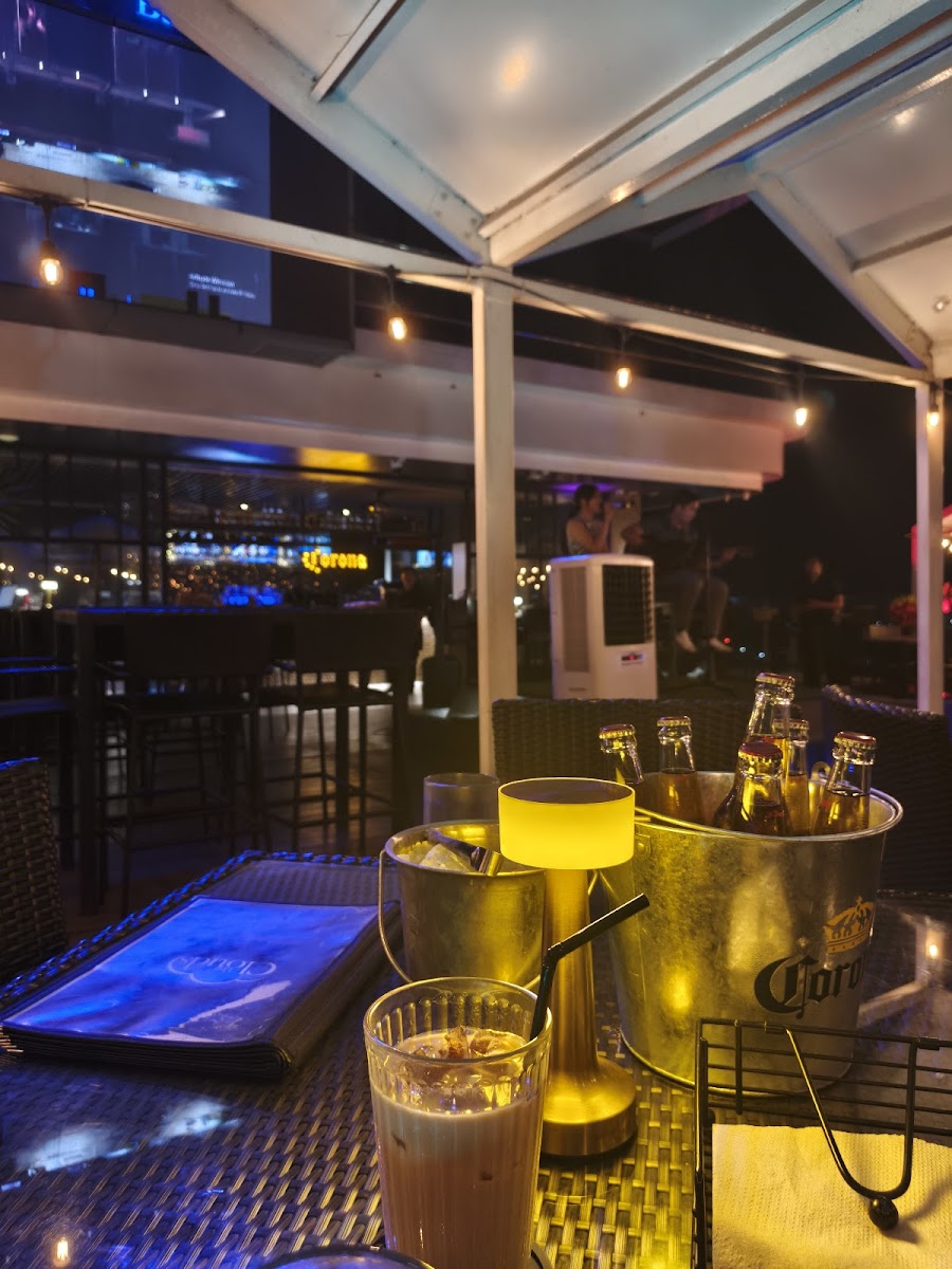 더 클라우즈 바 사진