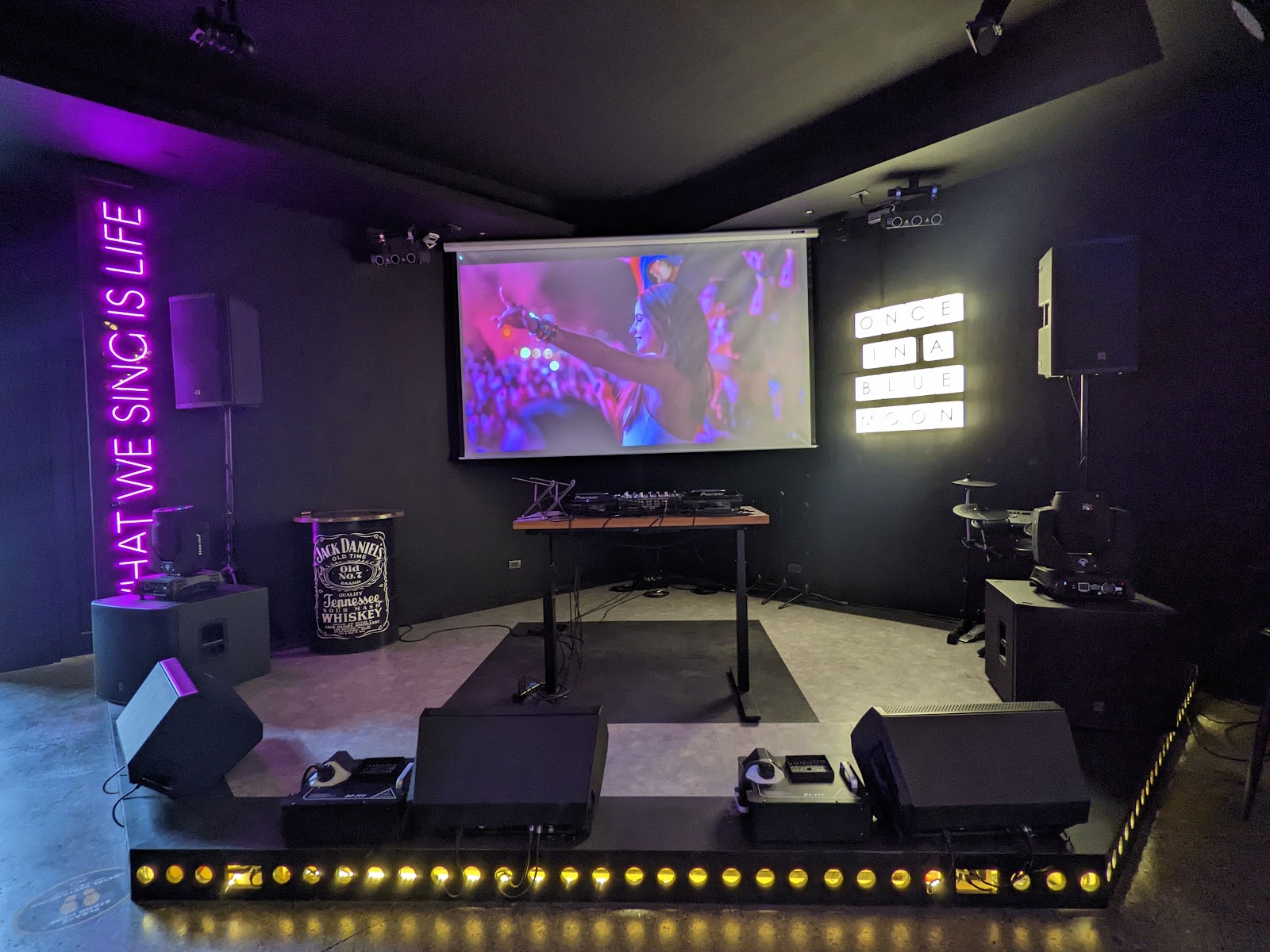 블루문 다이닝 펍 사진