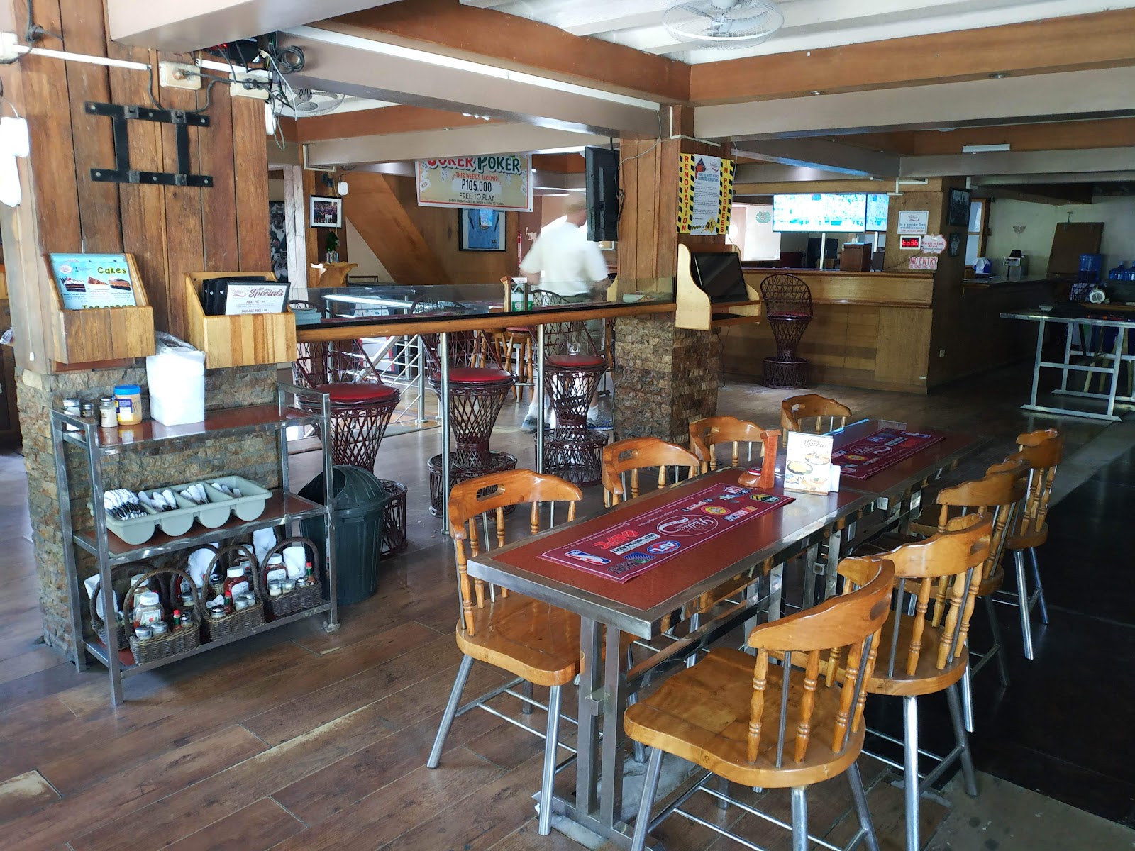 필리스 스포츠 그릴 앤 바 사진