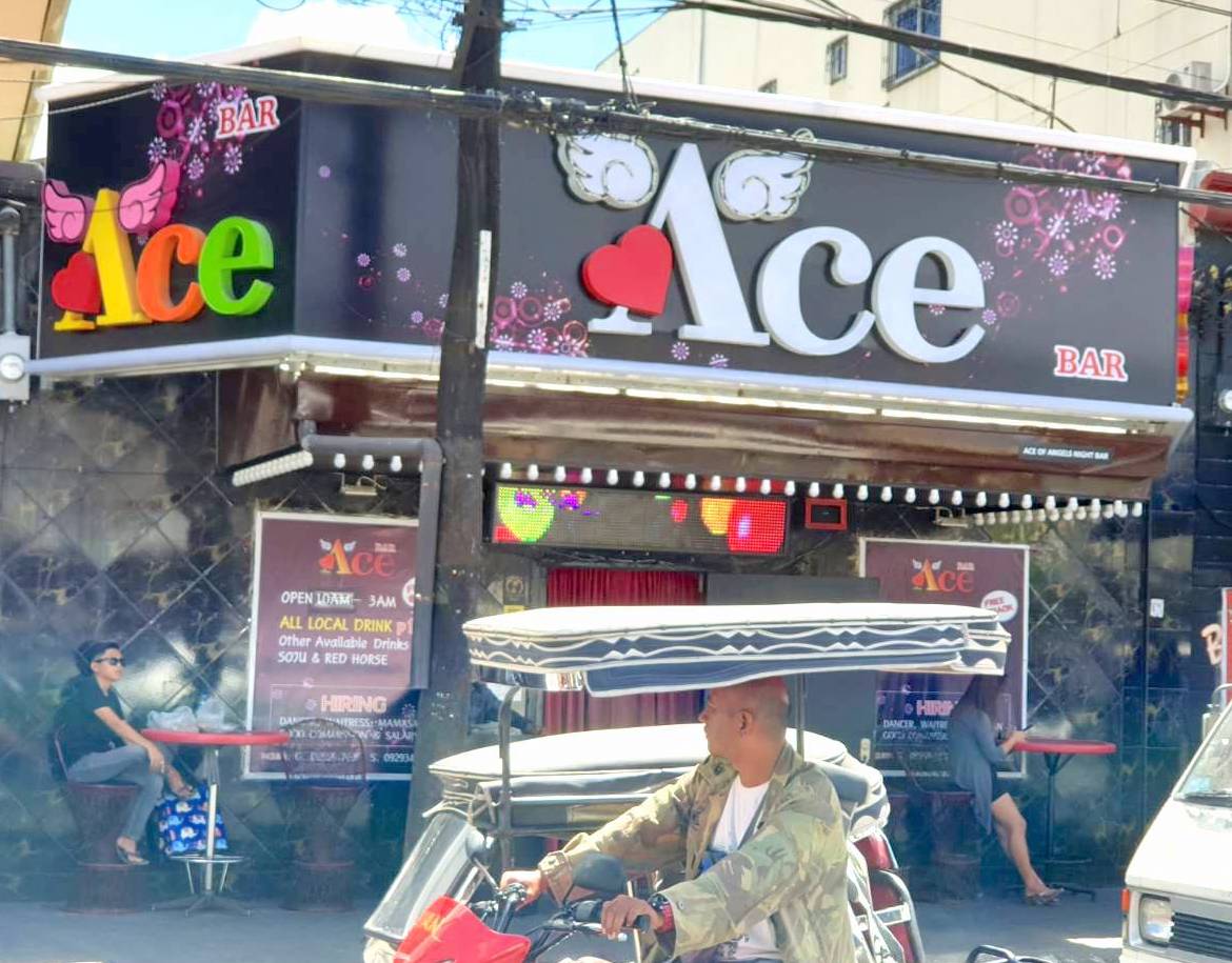 에이스 오브 엔젤스 사진