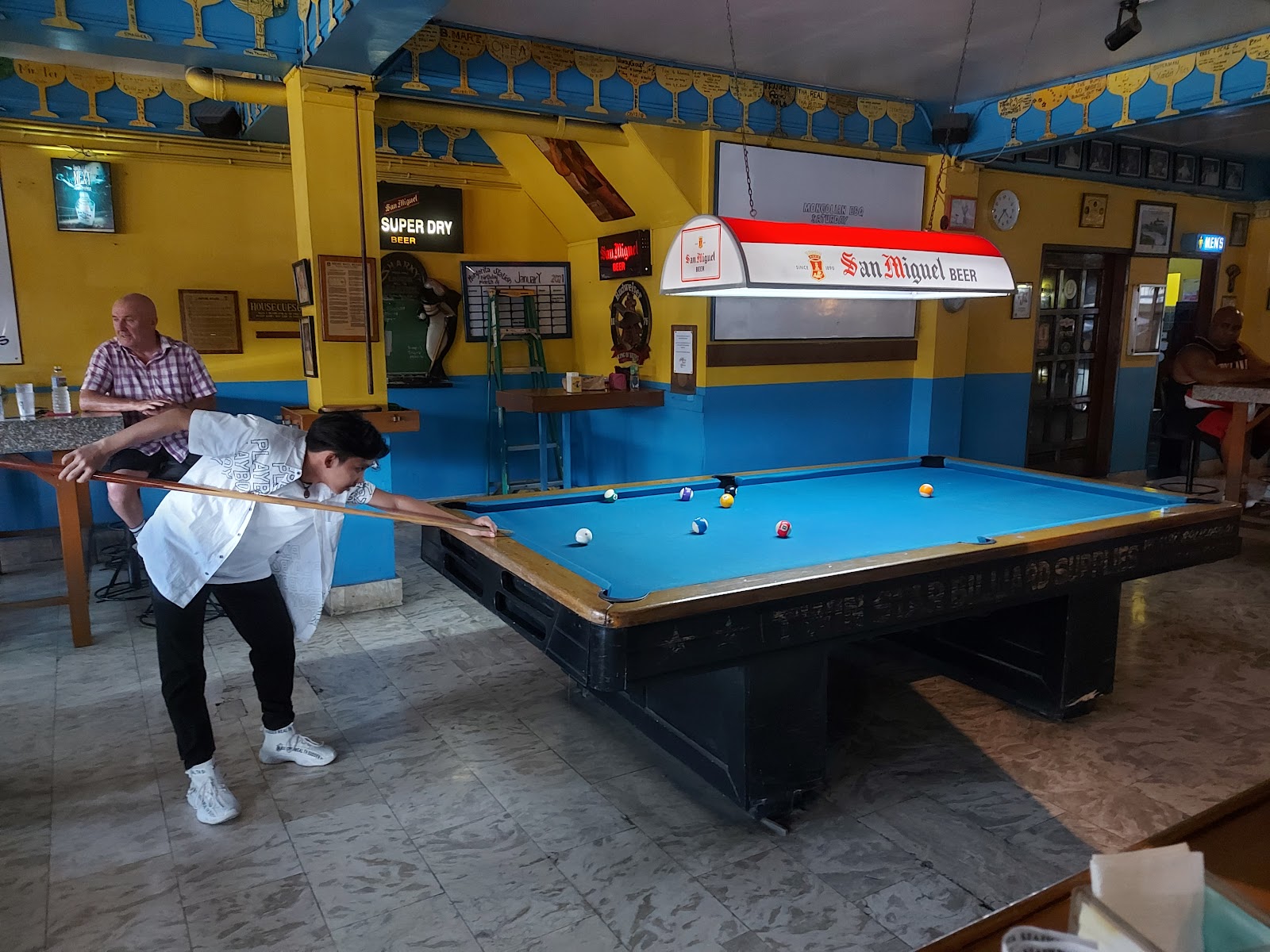 마가리타 스테이션 사진