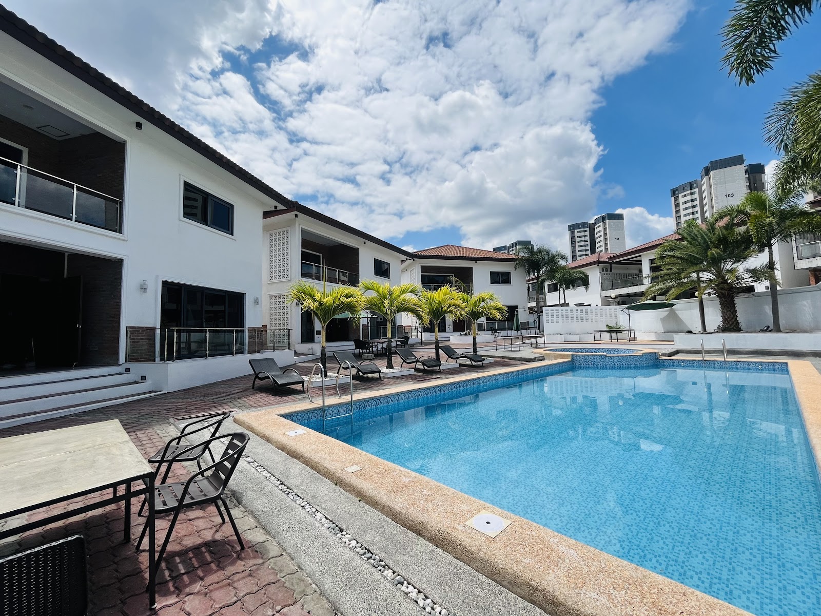 코레곤 호텔 앤 풀빌라 사진