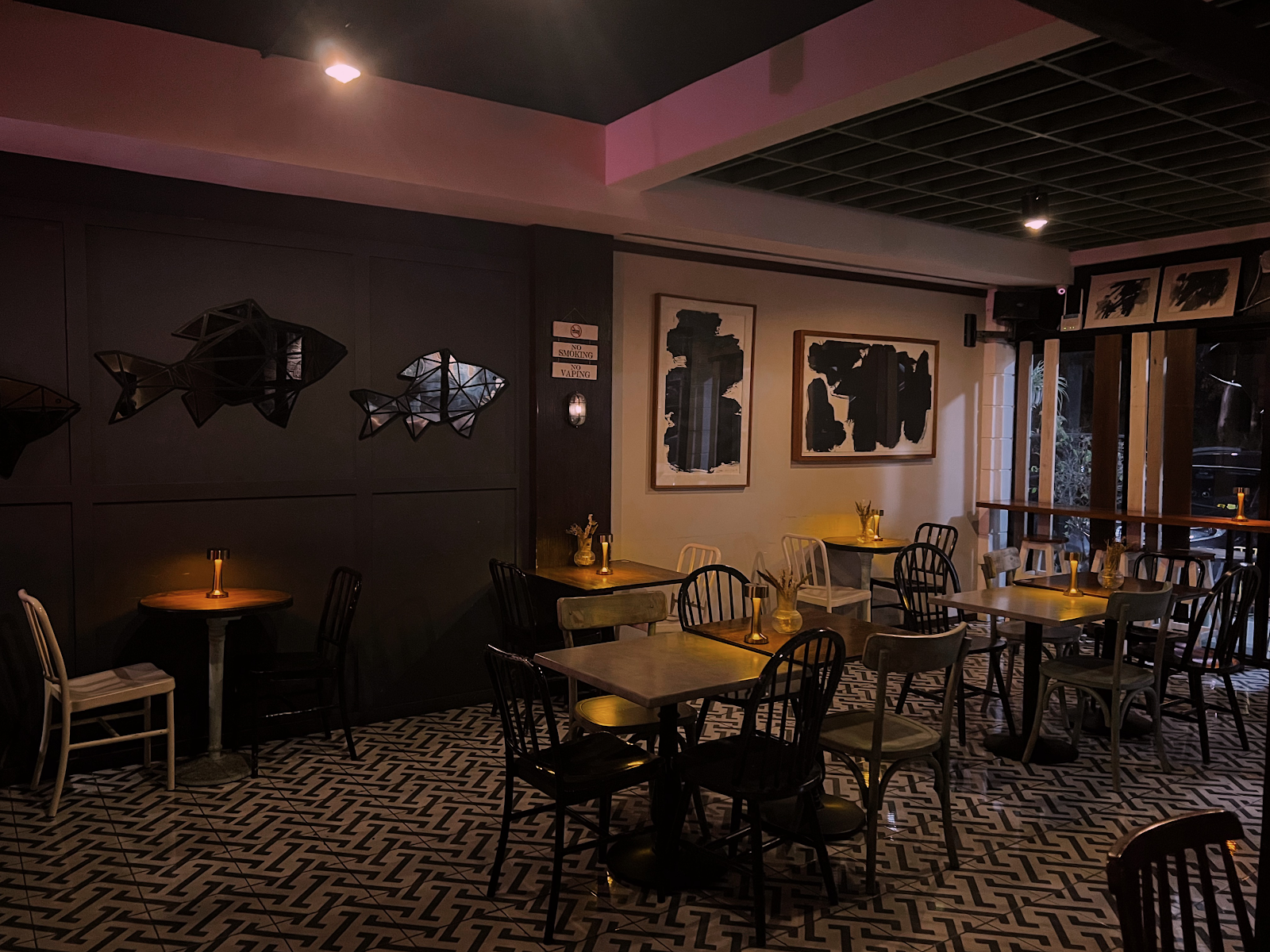 블랙피쉬 칵테일 바 사진