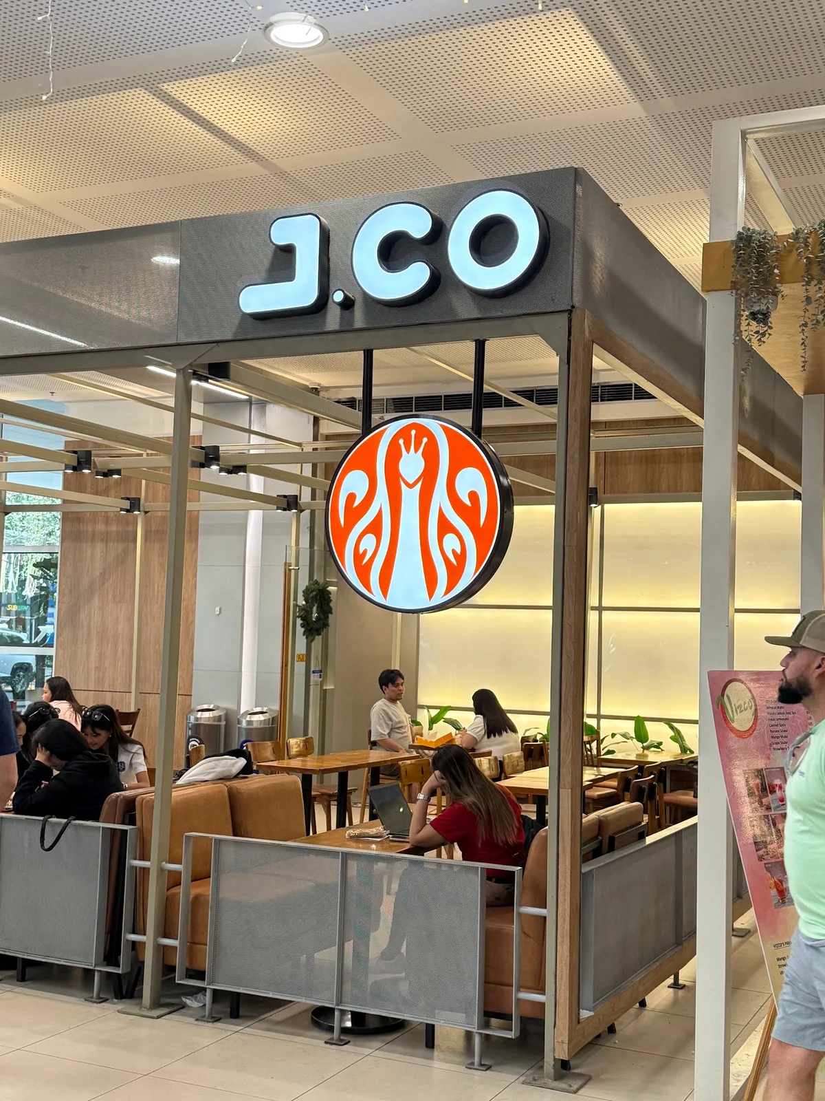 제이코 도넛 (J.CO)