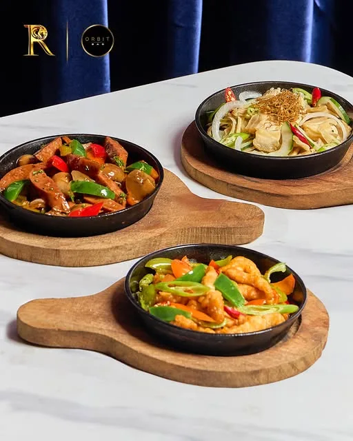 로이스 호텔 Orbit Bar 안주 3종 바카다 딜 ₱380부터
