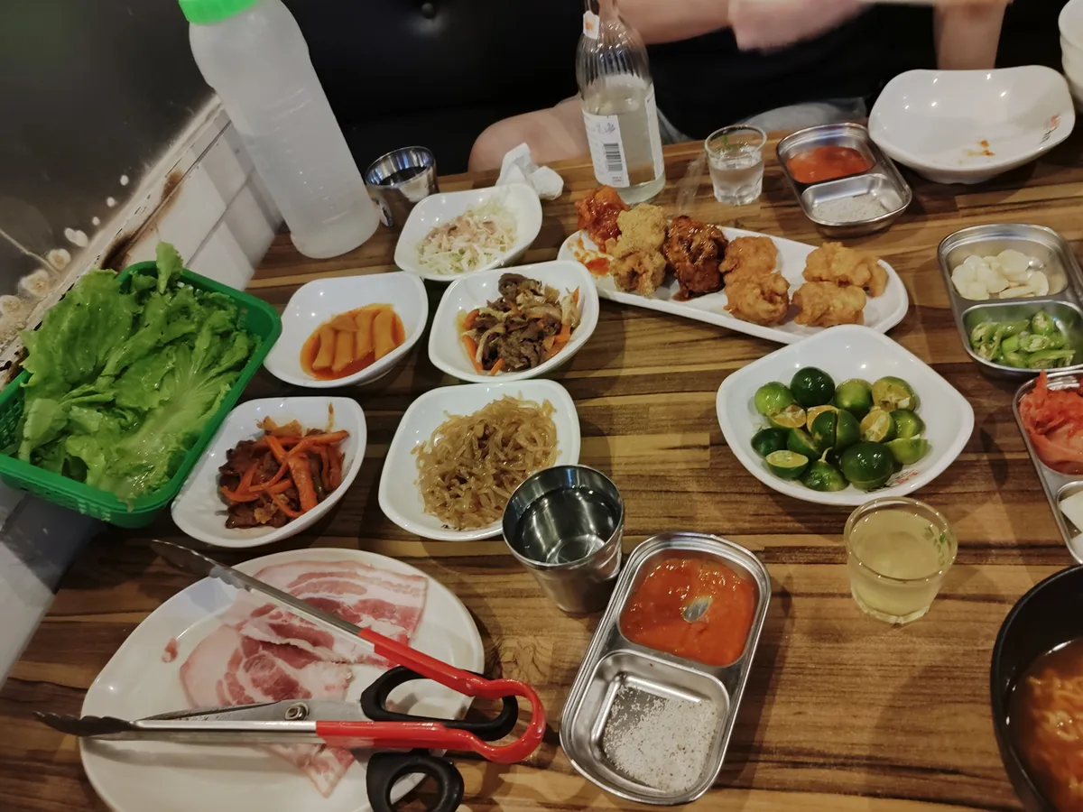 필즈에비뉴 조선치킨 5/8