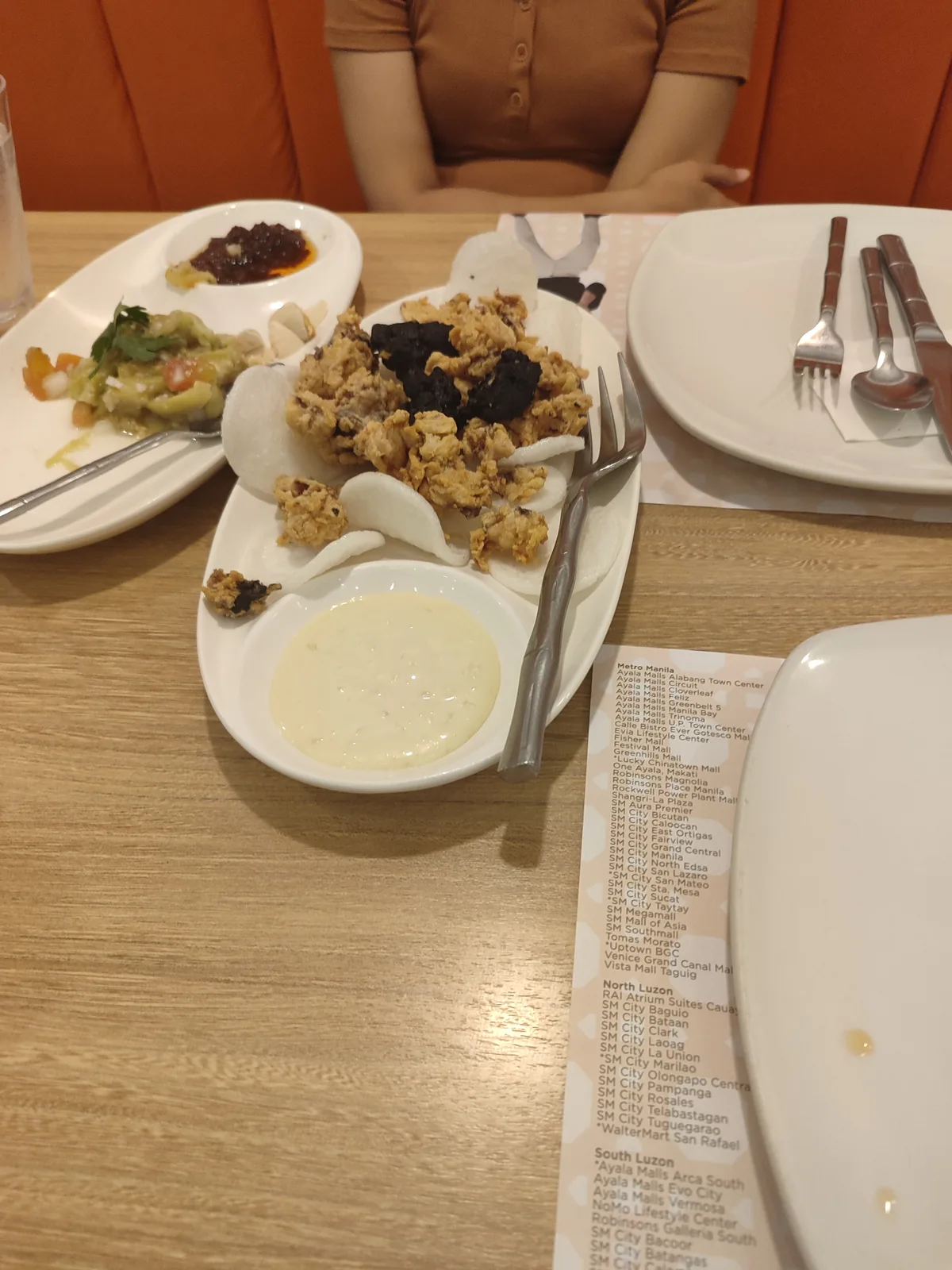 Mesa. Gray님 후기 보고 간곳 후기대로 베이비오징어 가지샐러드 할러할로 새븐업 주문. 베이비오징어 맛…