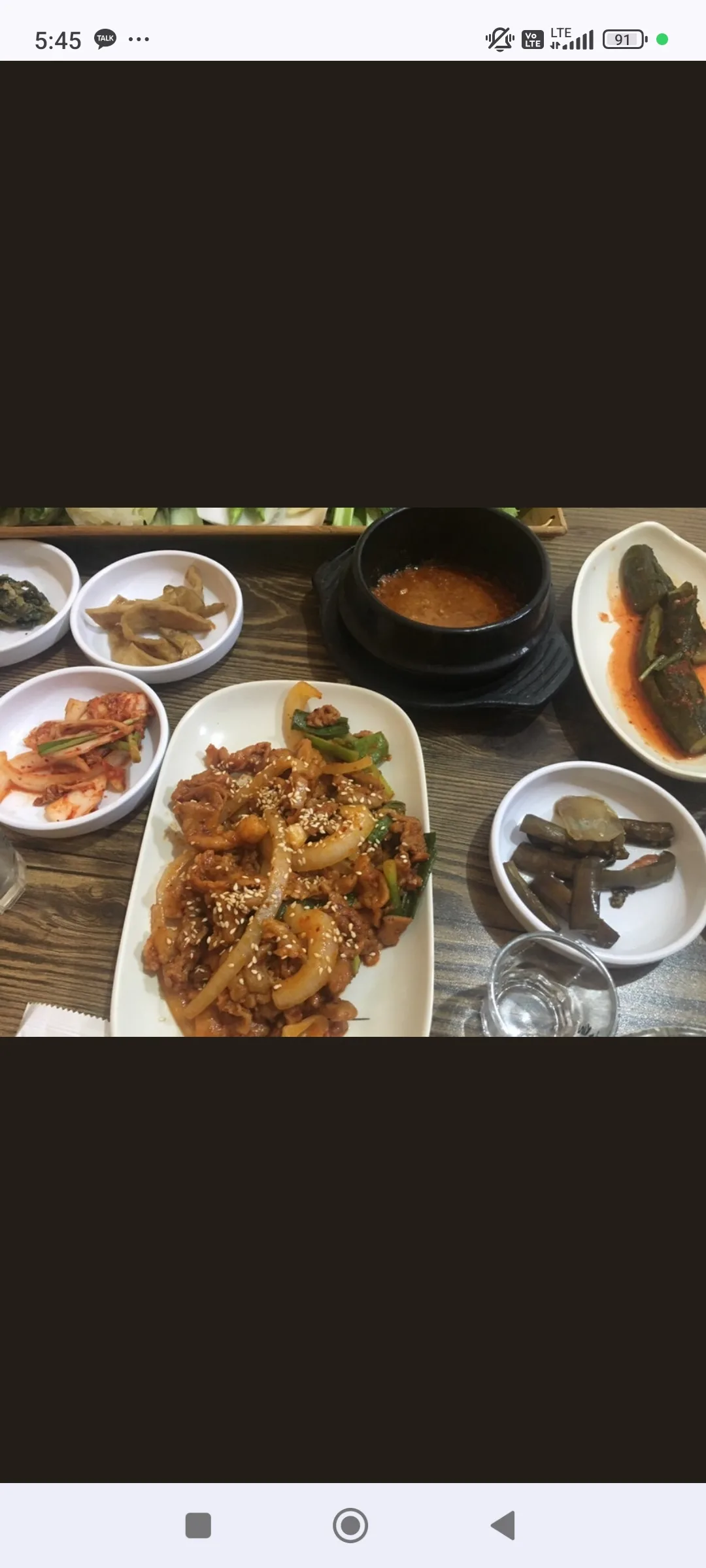 냉면 또는 시원한 동치미가 너무 먹고 싶어서 검색했더니 이곳이 있길래 갔다. 친구는 대나무통 쌈방정식 나는 … 3/4