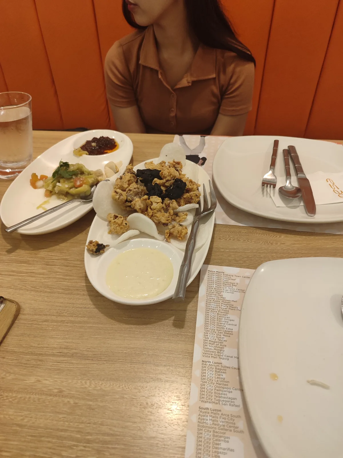 Mesa. Gray님 후기 보고 간곳 후기대로 베이비오징어 가지샐러드 할러할로 새븐업 주문. 베이비오징어 맛…