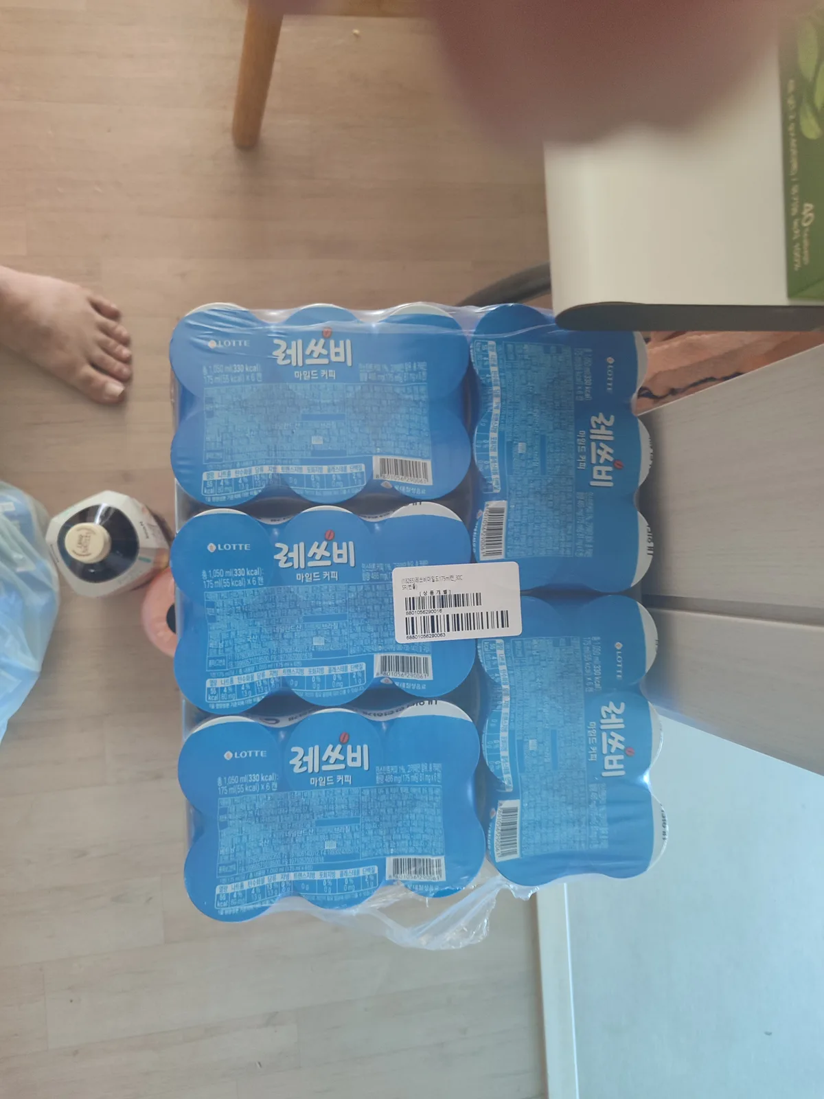 득템 레스비30캔 9000원. 개당 300원 페소로 13.5페소 2/3