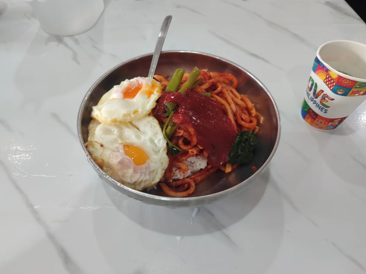 7/14 힐링 조식(무제한 뷔페) 투숙객 공짜 외부인 200페소 운영시간 아침6시부터 10시까지 구성. 흰색… 1/4