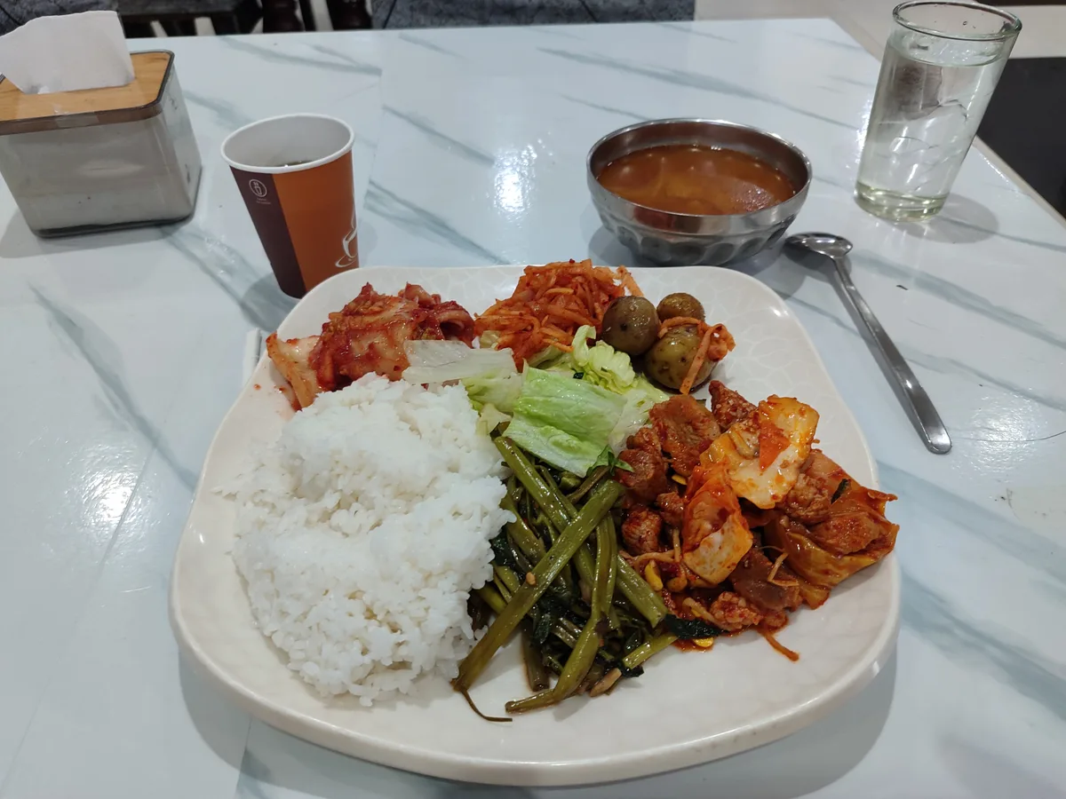 앙헬레스 최고의 가성비 식당. 4/6