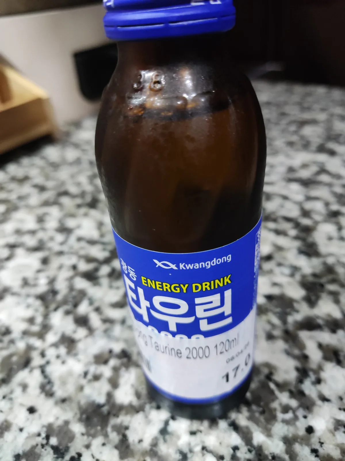 클락에 '지마트'라고 한국인이 운영하는 매장이 있다. 이 매장의 좋은점이 유통기한 임박상품을 30~50% 떨…