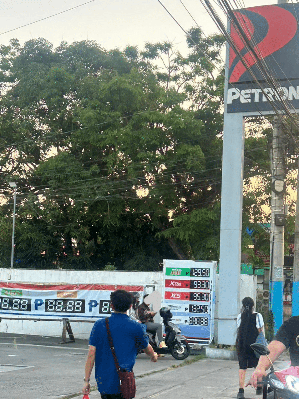 3/31 화요일 유가 인상 — 디젤 리터당 ₱12.9, 가솔린 ₱2.9 인상